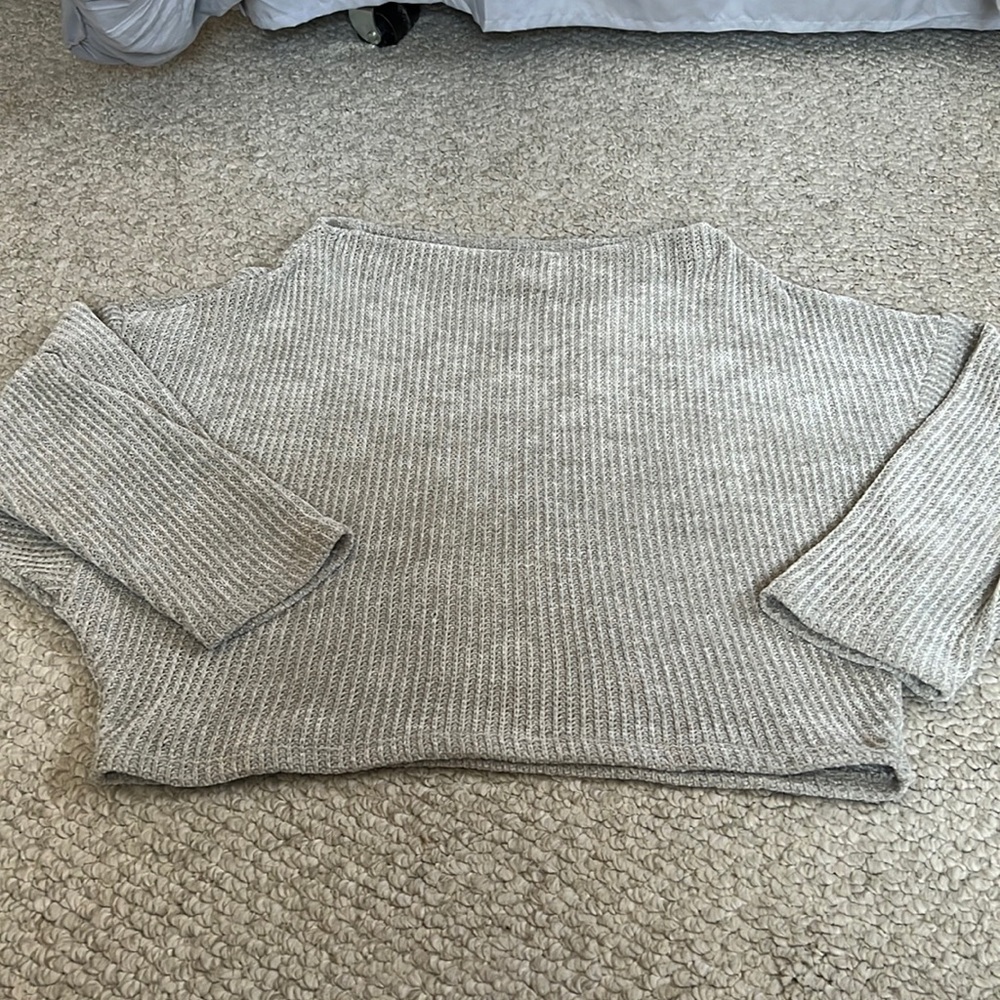 Project Social T chenille soft grey/silver boatneck top, size medium - Picture 3 of 5
